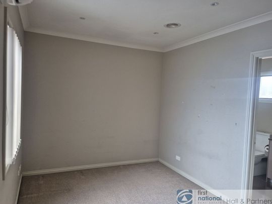 Modern Townhouse - Photo 1