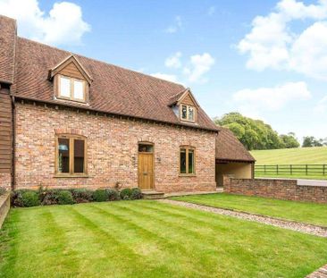 A stunning end of terrace cottage offering spacious family accommod... - Photo 3