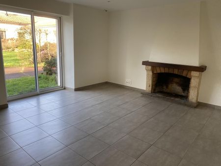 Location Maison 4 pièces 116m² DIVATTE SUR LOIRE 44450 - Photo 2