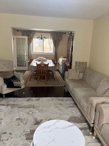 For Lease - 15 Shallice Court, Toronto, Ontario - Photo 3