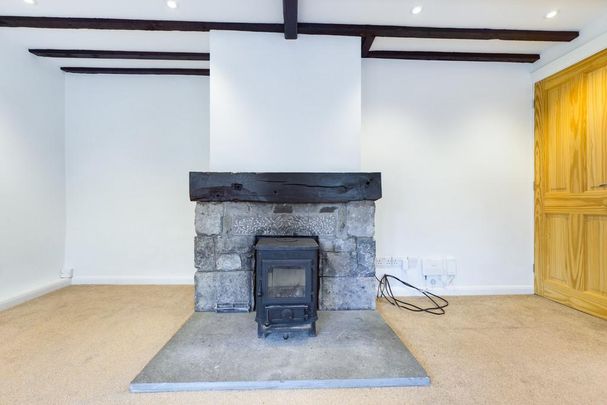 2 bedroom cottage to rent - Photo 1