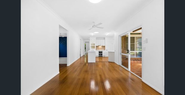 Stylish Family Living in a Prime Birkdale Pocket - Your Bayside Retreat Awaits! - Photo 1
