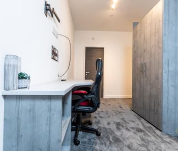 Studio to rent - Photo 1