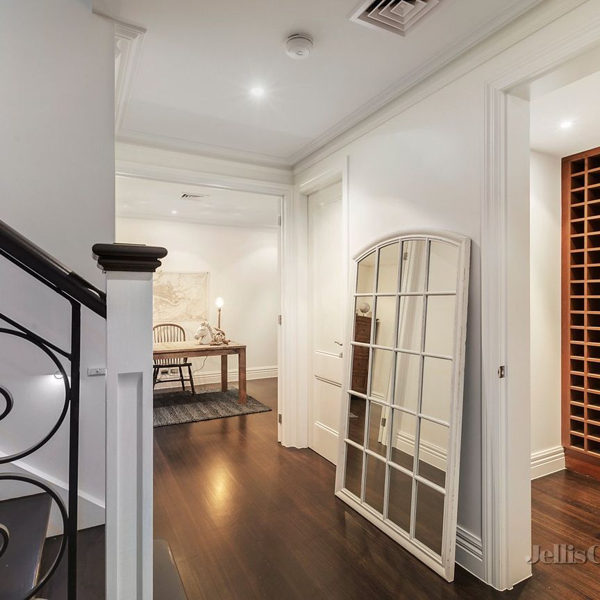 8 Nicholson Street, South Yarra - Photo 1