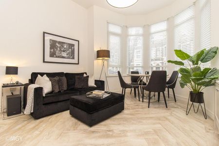 1 bedroom ground floor flat to rent - Photo 5