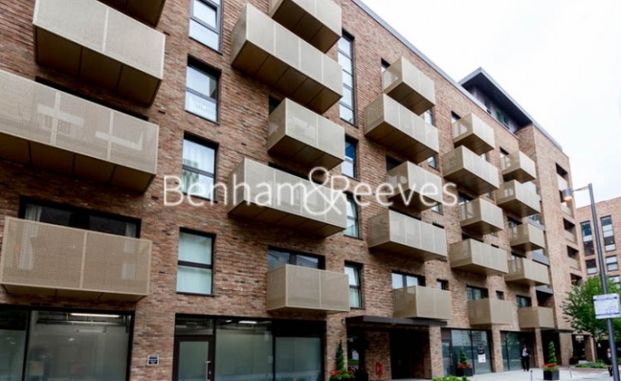 1 Bedroom flat to rent in Yeoman Street, Surrey Quays, SE16 - Photo 1