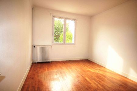 Location Appartement 5 pièces 116m² - Photo 3