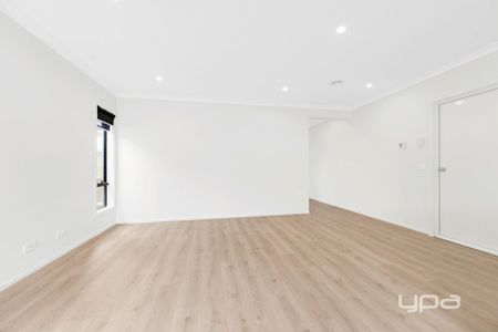 6 Ivanhoe Avenue, Fraser Rise - Photo 5