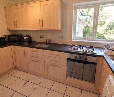 2 bedroom apartment to rent - Photo 4