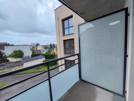 Location Appartement 2 pièces 41m² NOTRE DAME DE BONDEVILLE 76960 - Photo 2