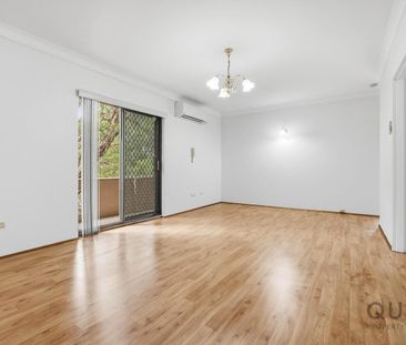 Outstanding 2 bedroom - Photo 1