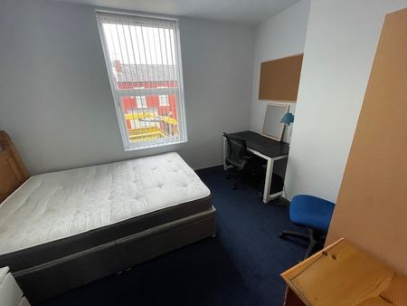 Salisbury Road, Liverpool, L15 - Photo 5