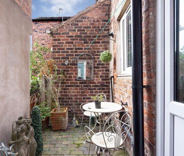 2 bedroom terraced house to rent - Photo 6