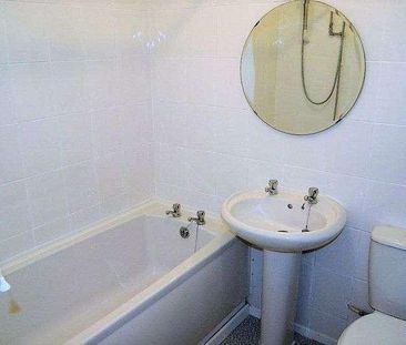 Rowan Court, Forest Hall, Newcastle Upon Tyne, NE12 - Photo 6