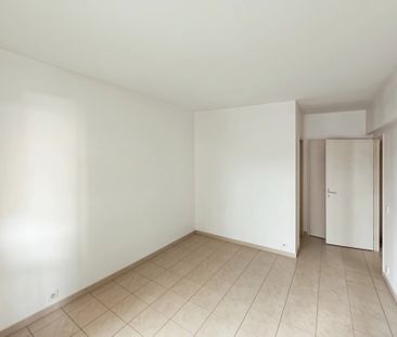 Location Appartement 2 pièces 45m² ANTIBES 06160 - Photo 6
