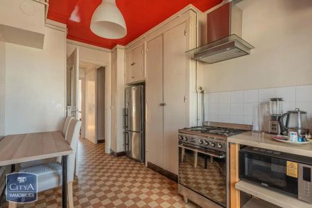 Appartement à louer 2 pièces 76m² - Photo 4