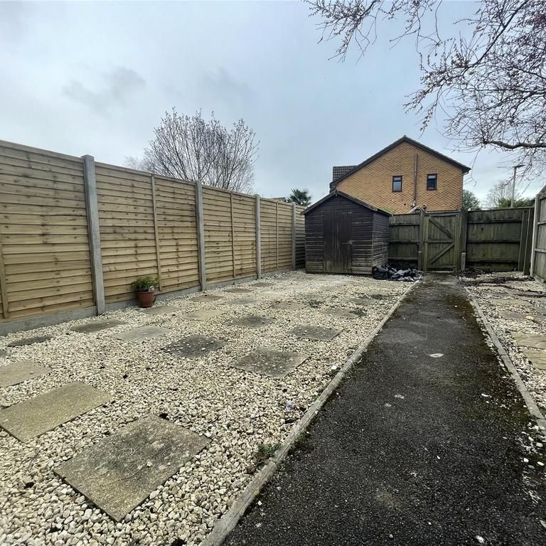 6 bedroom house to rent - Photo 1