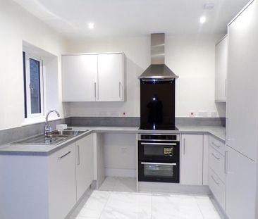 2 Bedroom Semi Detached House To Rent - Photo 5
