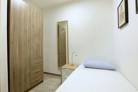 Carrer de Blasco de Garay, Barcelona, Catalonia 08004 - Photo 3