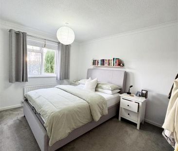 3 bedroom semi-detached house to rent - Photo 4