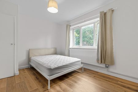 Room in a Shared Flat, Tayside Court, SE5 - Photo 4