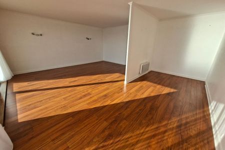 FACE MER T2 BIS FACE MER QUARTIER DE GAULLE - Photo 2