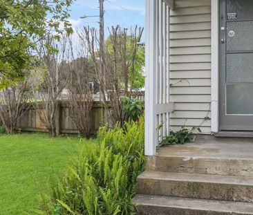 3-bedroom property, perfectly located! - Photo 3