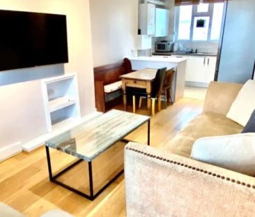 Apartamento en alquiler en Paseo de España, 24 - Photo 2