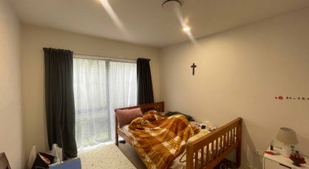 Modern Home in the Heart of Papatoetoe - Photo 3