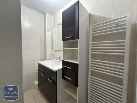 Location Appartement 1 pièce 26m² CHATEAUROUX 36000 - Photo 3