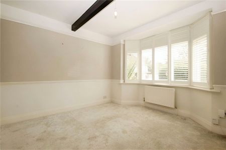 Parkhurst Road, Guildford, GU2 8AP - Photo 2