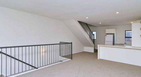 City Centre, 2 Bedrooms - Photo 4