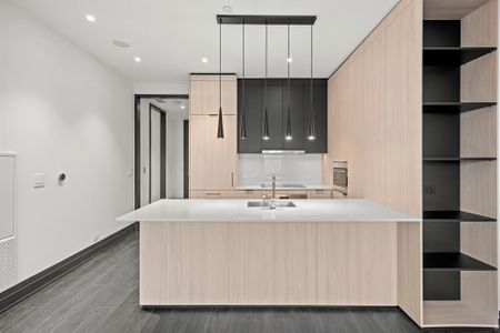 For Lease - 2 Avenue Road Unit# 1304, Toronto, Ontario - Photo 5