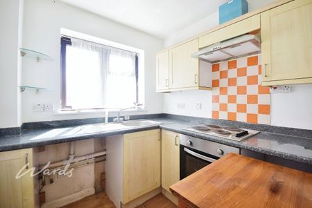 1 bedroom semi-detached house to rent - Photo 2