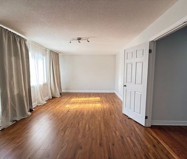 For Lease - 2374 North Ridge Trail, Oakville, Ontario - Photo 3