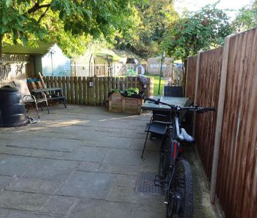 2 bedroom terraced house to rent - Photo 1
