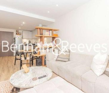 Staniforth Court, Tierney Lane, London, W6 - Photo 1