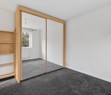 6a Strathearn Court, Holywood, BT18 9NR - Photo 6