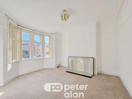 Ton-yr-ywen Avenue, Heath, Cardiff, CF14 - Photo 4