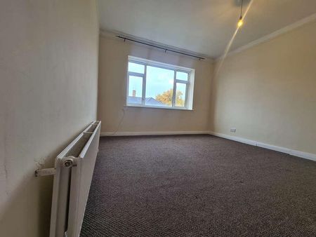 Manor Court, York Way, London, N20 - Photo 4