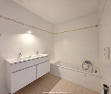 LIÈGE – Quai de Gaulle – Bel appart. 2 ch+ 3 terr.+cave - Loyer: 85... - Photo 6