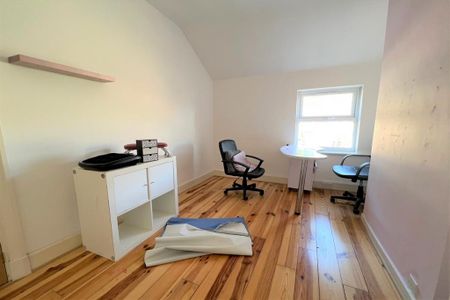 3 bedroom terraced house to rent - Photo 2
