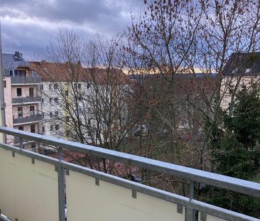 **3-Raum-Wohnung mit großem Balkon sucht neue Mieter** - Photo 2