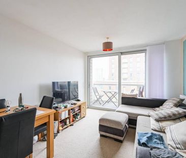 1 bedroom flat to rent - Photo 6