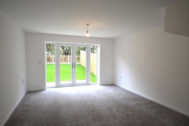 2 bedroom semi-detached house to rent - Photo 1