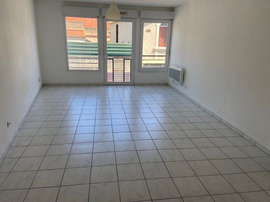 Location Appartement 2 pièces 49m² ANGOULEME 16000 - Photo 1