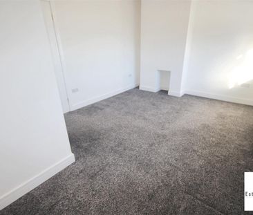 2 Bedroom House - Semi-Detached To Let - Photo 1