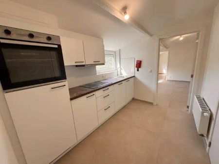 --- NIEUW --- Gerenoveerd 2-slaapkamerappartement nabij UZ! - Photo 4