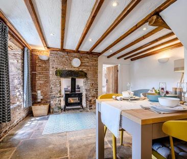 2 bedroom cottage to rent - Photo 2