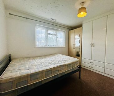 Lapponum Walk, Hayes - Photo 4